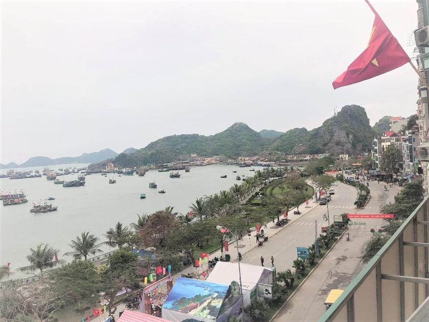 Giường Trong Phòng Ngủ Tập Thể 10 Giường Cho Cả Nam Lẫn Nữ