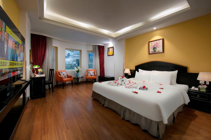 Suite Junior Nhìn Ra Thành Phố