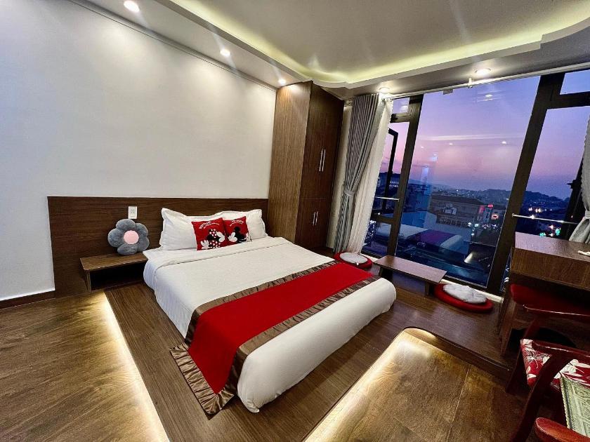 Suite Deluxe Có Giường Cỡ Queen