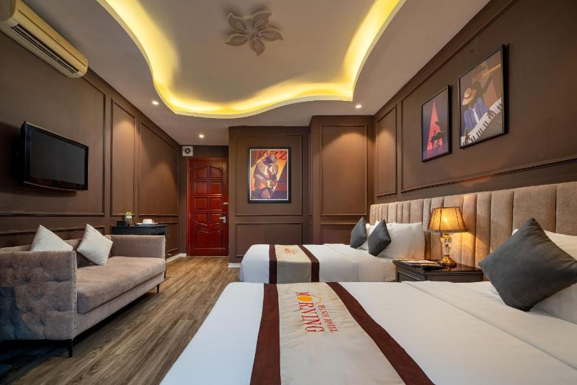 Phòng cho 3 người có Ban Công