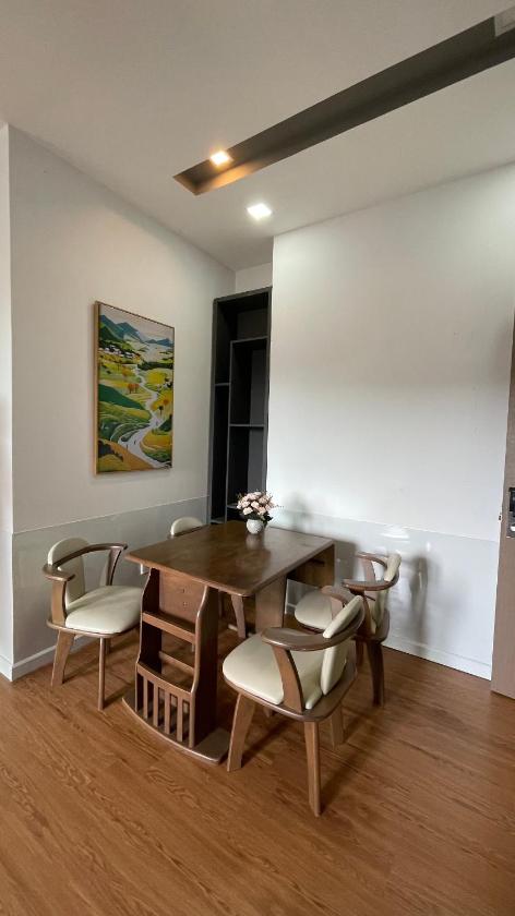 Căn Hộ 2 Phòng Ngủ