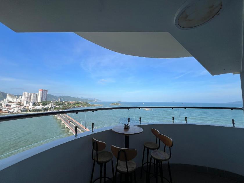 Căn Hộ Nhìn Ra Biển