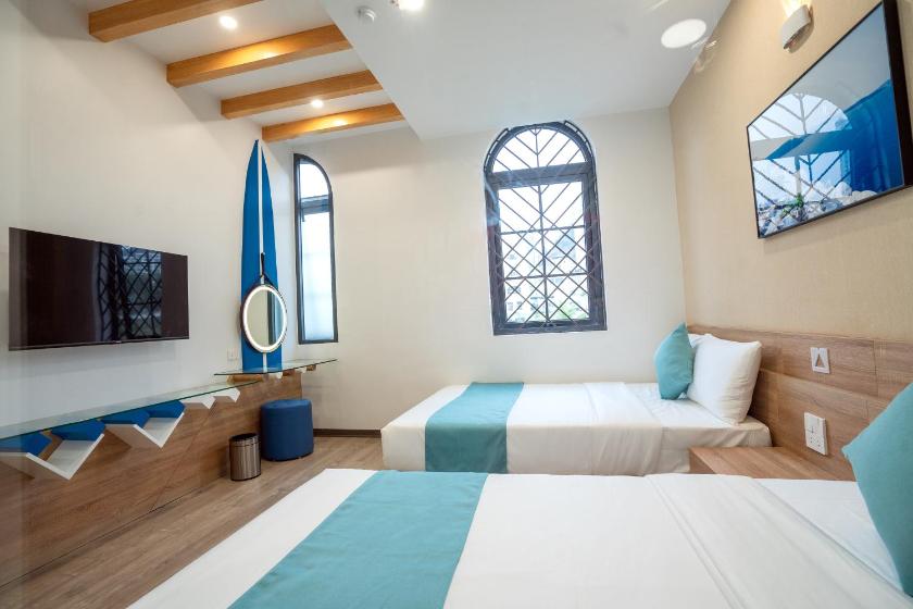 Phòng 4 Người Có Phòng Tắm Riêng