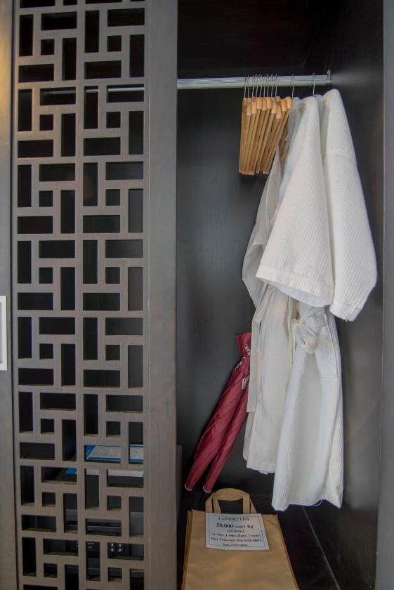 Phòng Đôi Deluxe với Ban công và Tầm nhìn ra Thành phố