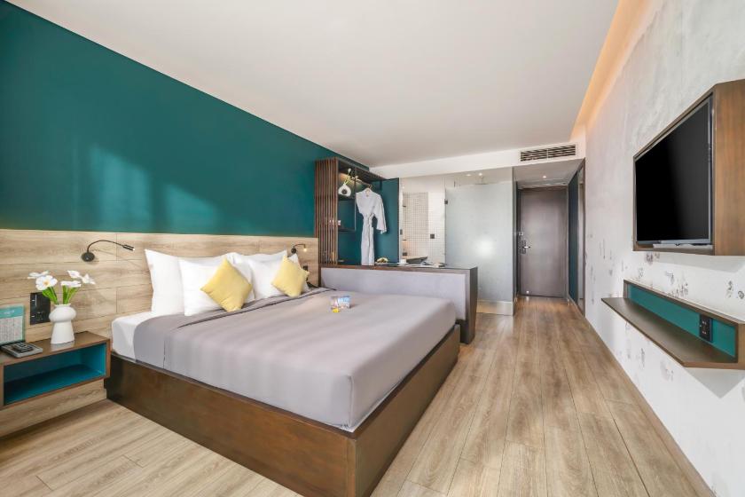 Phòng Có Giường Cỡ Queen Với Ban Công