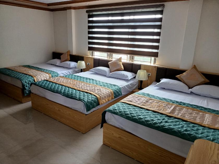 Phòng Deluxe 4 Người Phòng Deluxe 4 Người