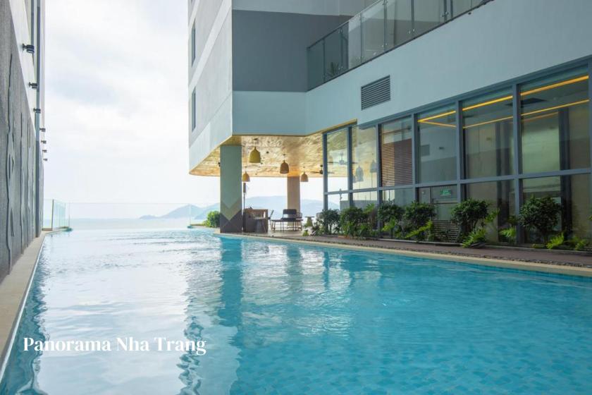 Phòng Deluxe Giường Đôi Với Ban Công và Tầm Nhìn Ra Biển