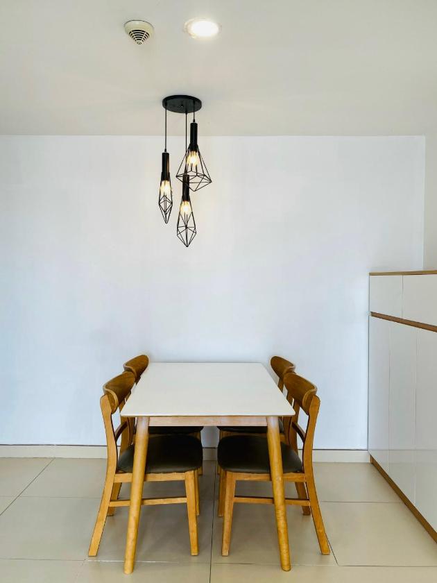 Căn Hộ 2 Phòng Ngủ