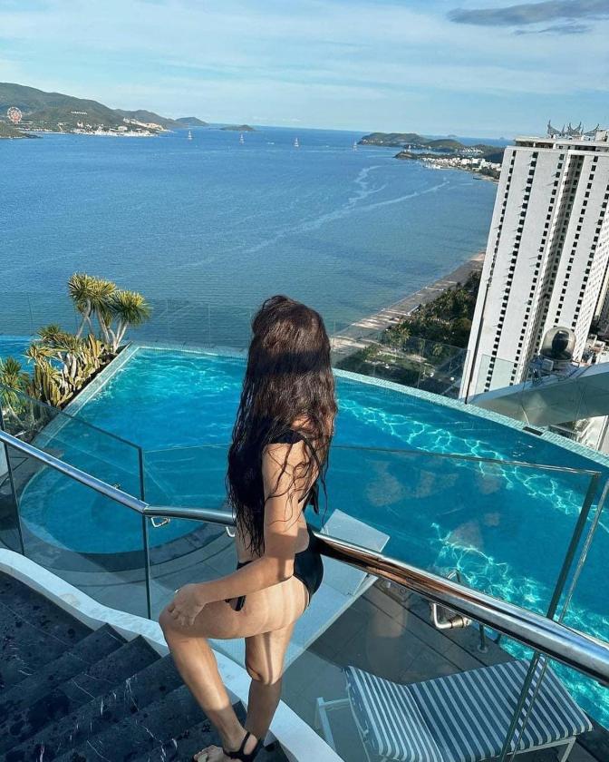 Phòng 4 Người Nhìn Ra Biển