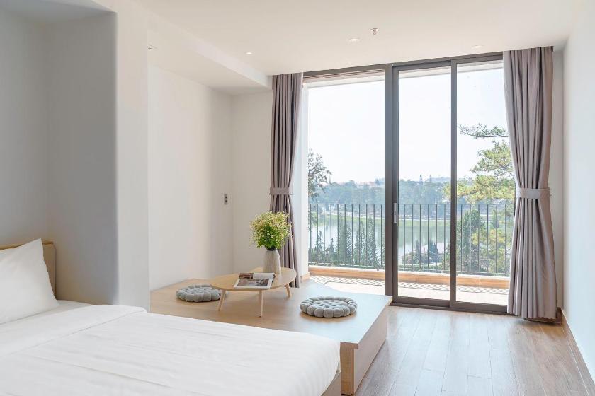 Phòng Gia Đình Nhìn Ra Hồ