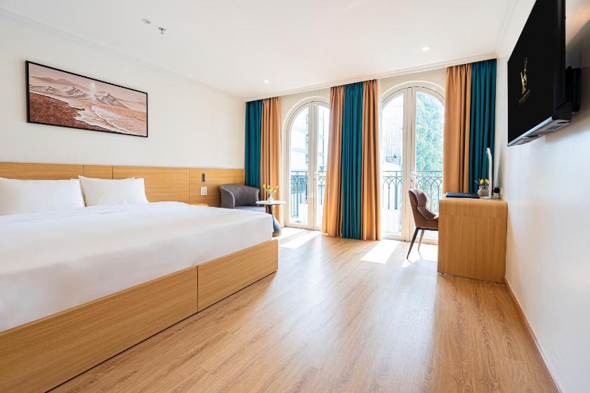 Phòng Deluxe Giường Đôi/2 Giường Đơn Nhìn Ra Thành Phố