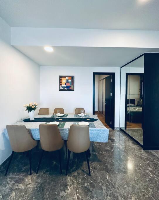 Căn Hộ 3 Phòng Ngủ Có Ban Công