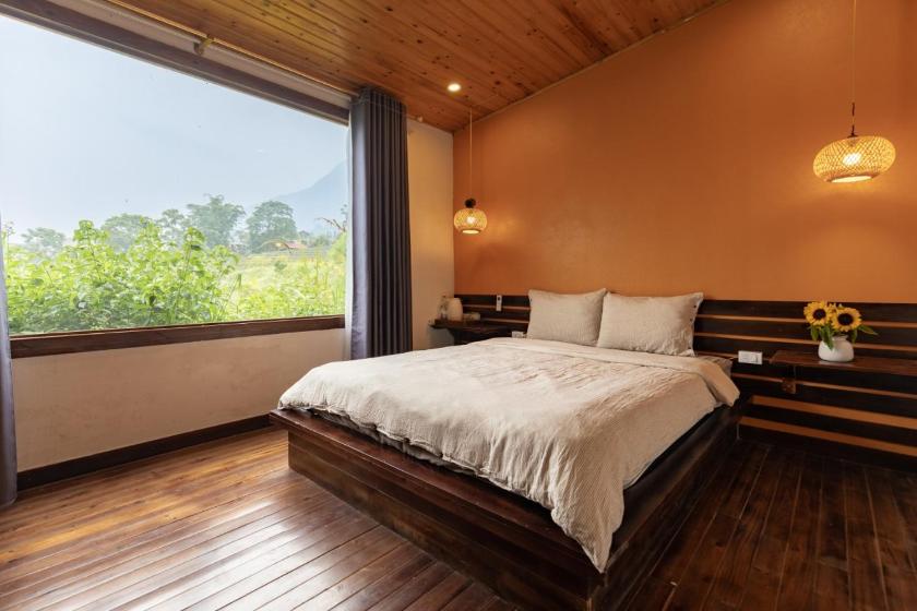 Phòng Deluxe Giường Đôi Có Bồn Tắm