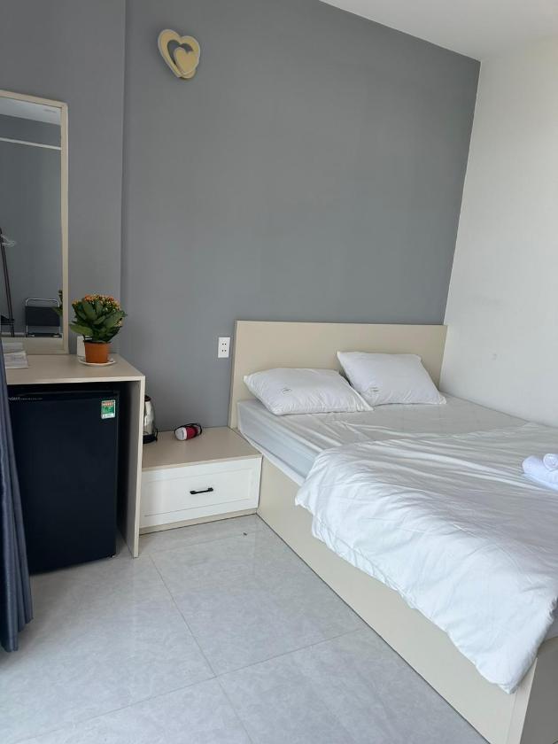 Phòng Deluxe Giường Đôi Có Ban Công