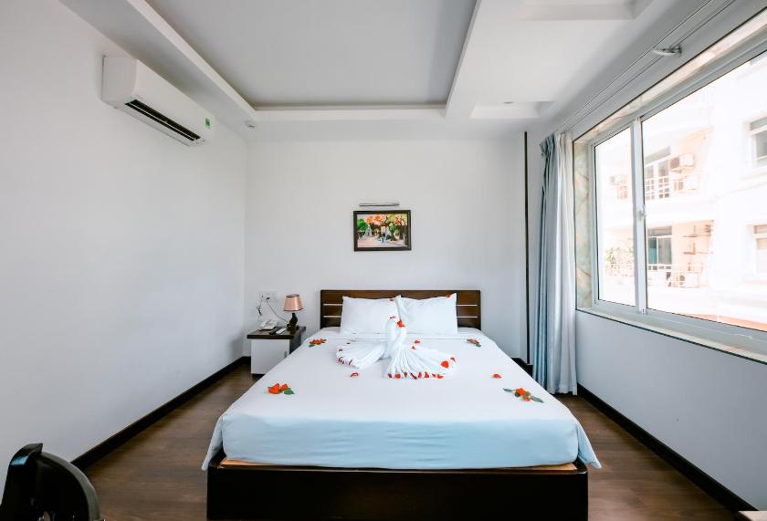 Phòng Superior Giường Đôi Với Cửa Sổ