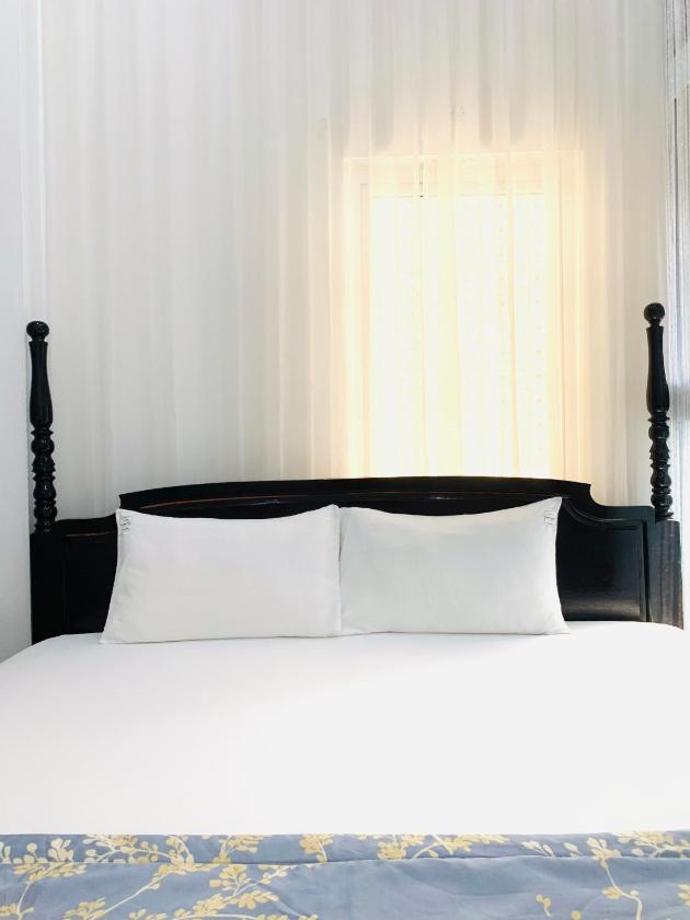 Phòng Deluxe Giường Đôi