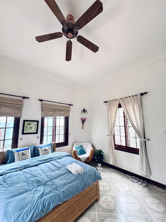 Phòng Deluxe Giường Đôi Có Bồn Tắm