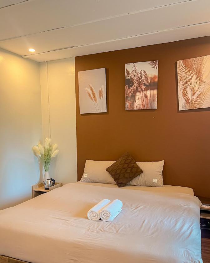 Phòng Giường Đôi Có Ban Công