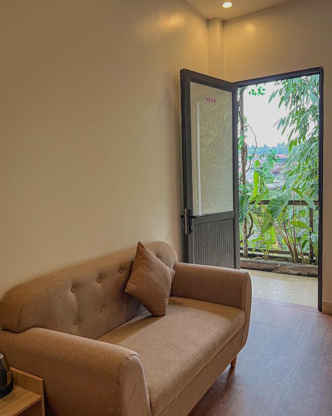 Phòng Giường Đôi Có Ban Công