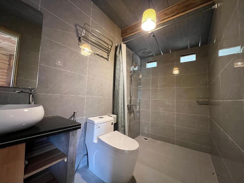 Phòng Giường Đôi Có Phòng Tắm Riêng