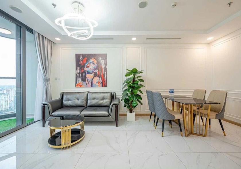 Family Two-Bedroom Apartment with View