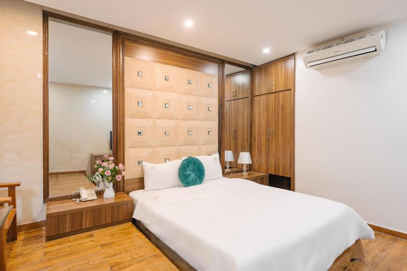 Phòng Deluxe Có Giường Cỡ King