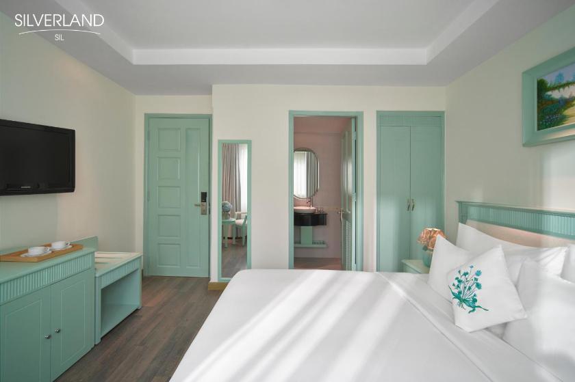 Premium Double or Twin Room with afternoon tea