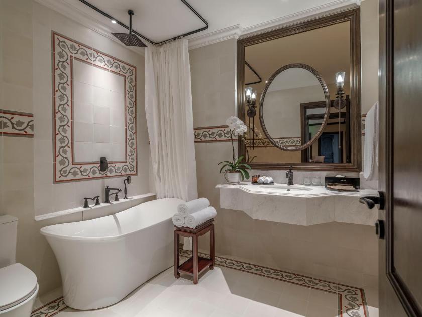 Phòng Deluxe Giường Đôi/2 Giường Đơn Có Ban Công 