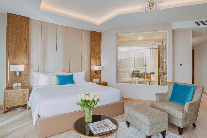 Suite Nhìn Ra Thành Phố