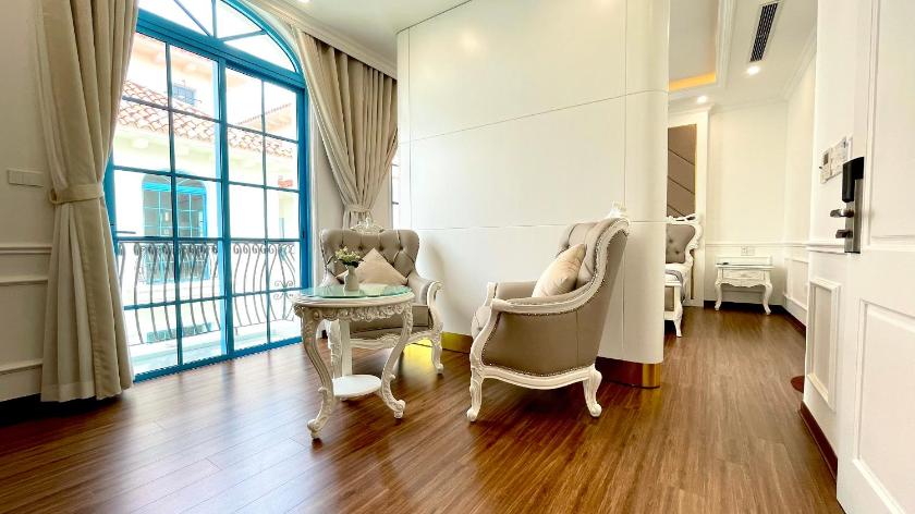 Biệt Thự Có Hồ Bơi Riêng