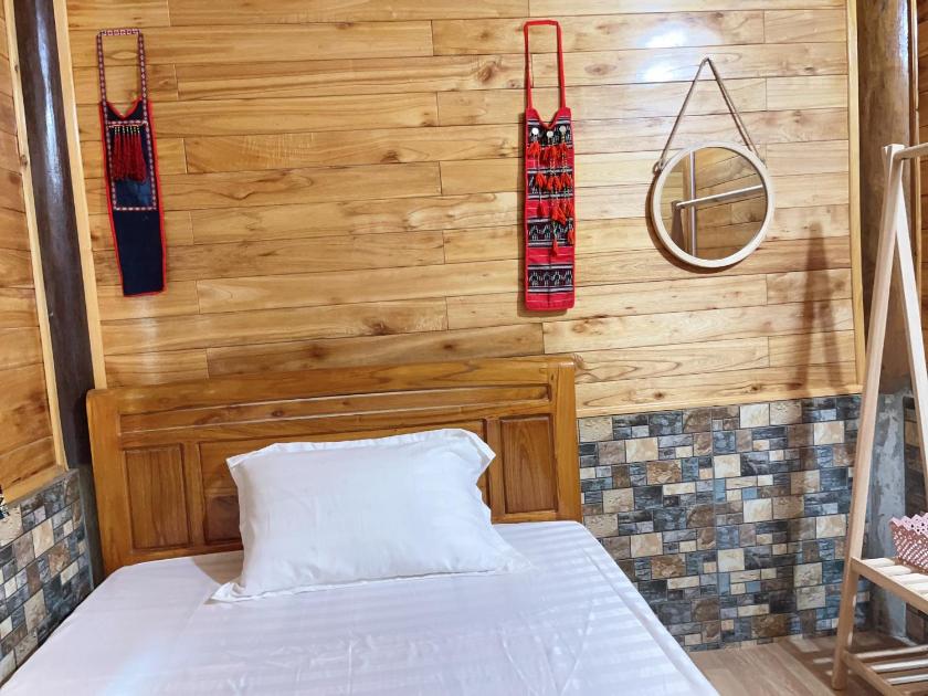 Phòng Deluxe (1 Người lớn + 1 Trẻ em)