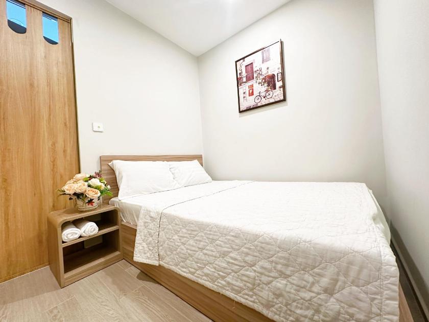 Căn Hộ Nhìn Ra Hồ Bơi 