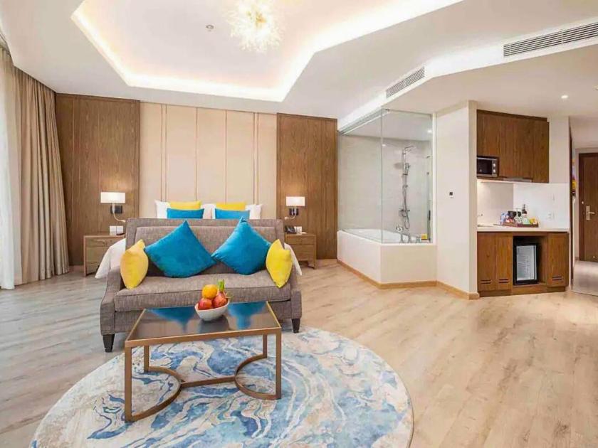 Phòng Deluxe Giường Đôi Có Bồn Tắm