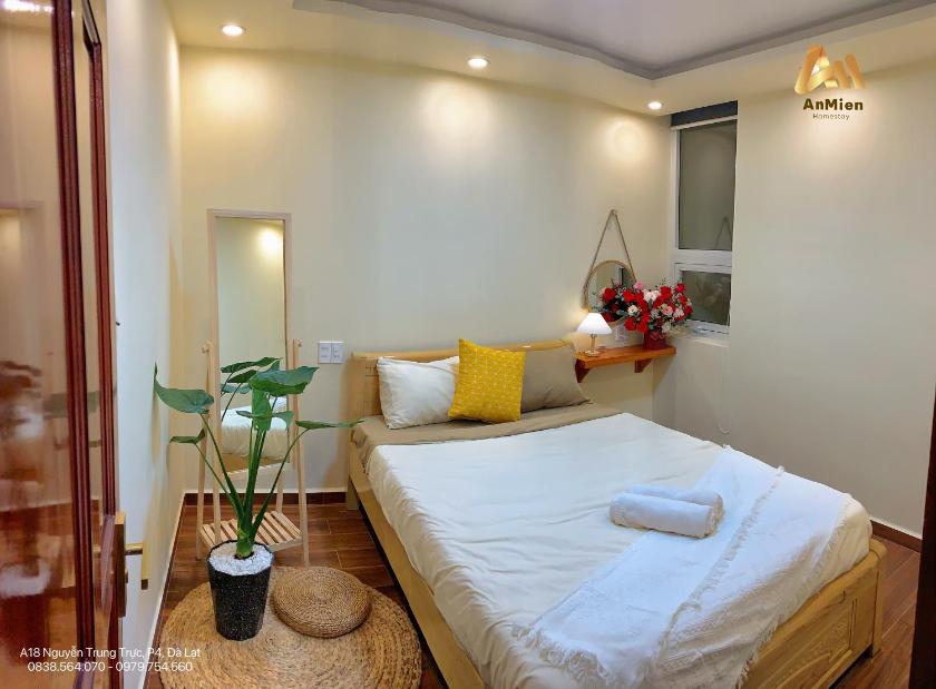 Phòng bình dân cho 3 người