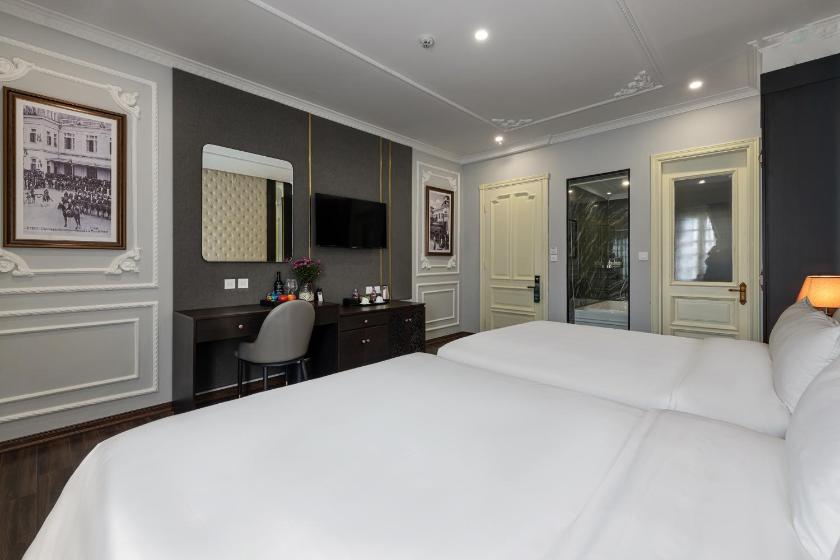 Suite Gia Đình Có Ban Công