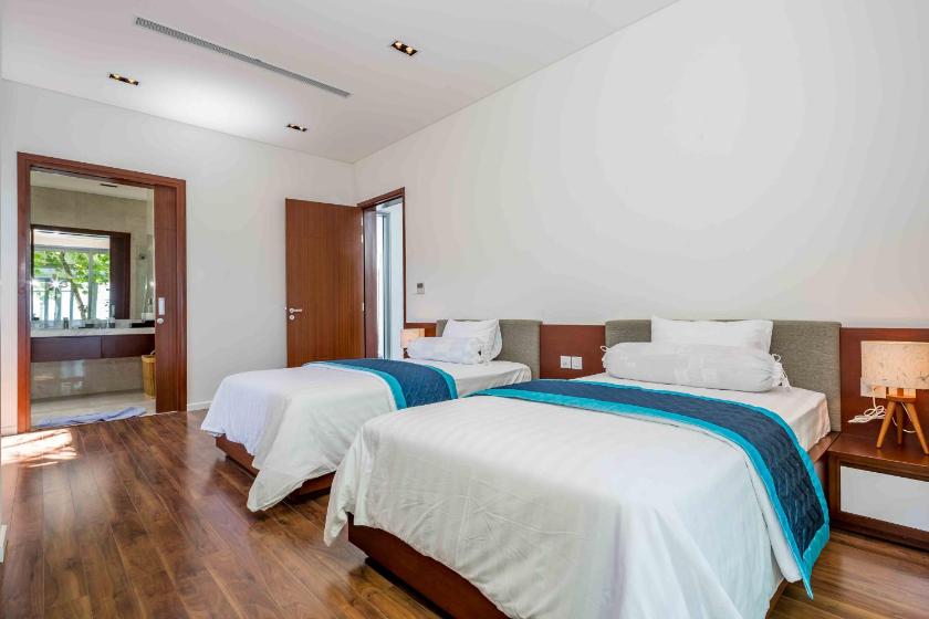 Biệt Thự Nhìn Ra Biển Biệt Thự Nhìn Ra Biển