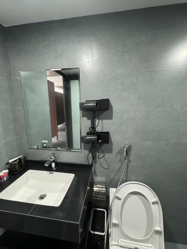 Giường Tầng Trong Phòng Ngủ Tập Thể Cho Nữ 