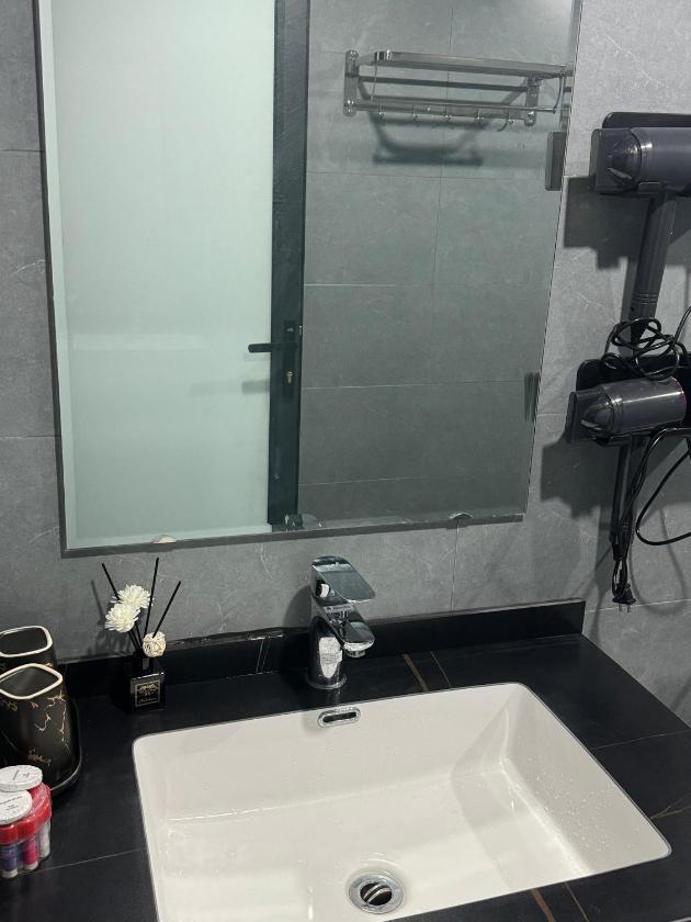 Giường Tầng Trong Phòng Ngủ Tập Thể Cho Nữ 