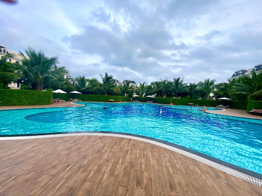 Classic One-Bedroom Apartment with King Bed