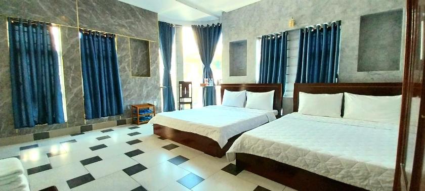 Phòng Gia Đình Có Ban Công