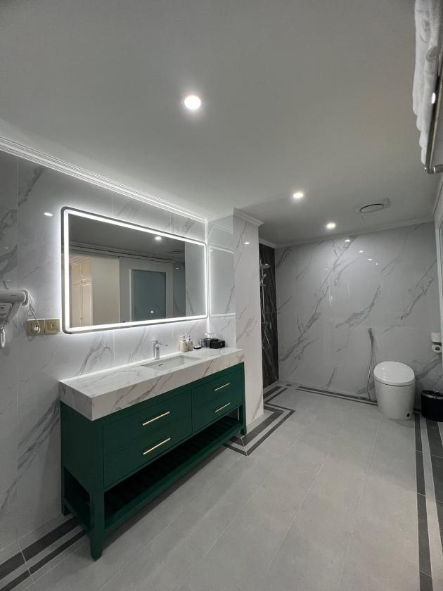 Phòng Có 2 Giường Cỡ King