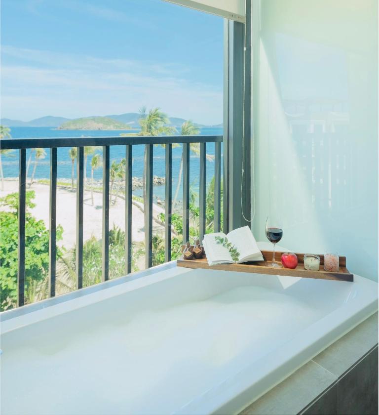 Biệt Thự - Trước Biển