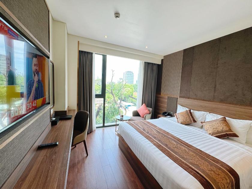 Phòng Premier Nhìn Ra Thành Phố