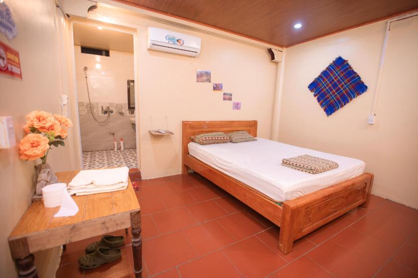 Phòng gia đình với phòng tắm riêng.