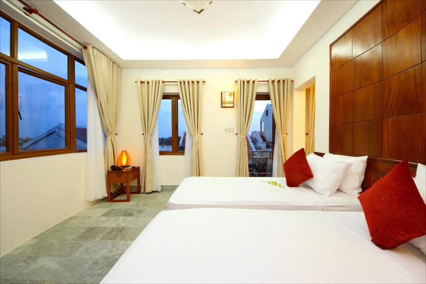 Suite Nhìn ra Hồ bơi Suite Nhìn ra Hồ bơi