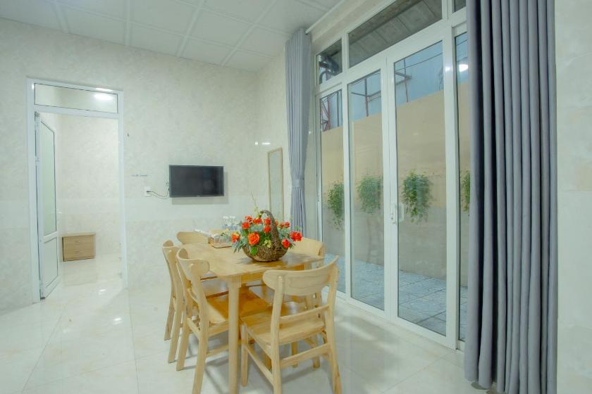 Căn Hộ - Tầng Trệt