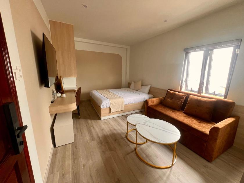 Phòng Deluxe Giường Đôi Kèm Giường Phụ