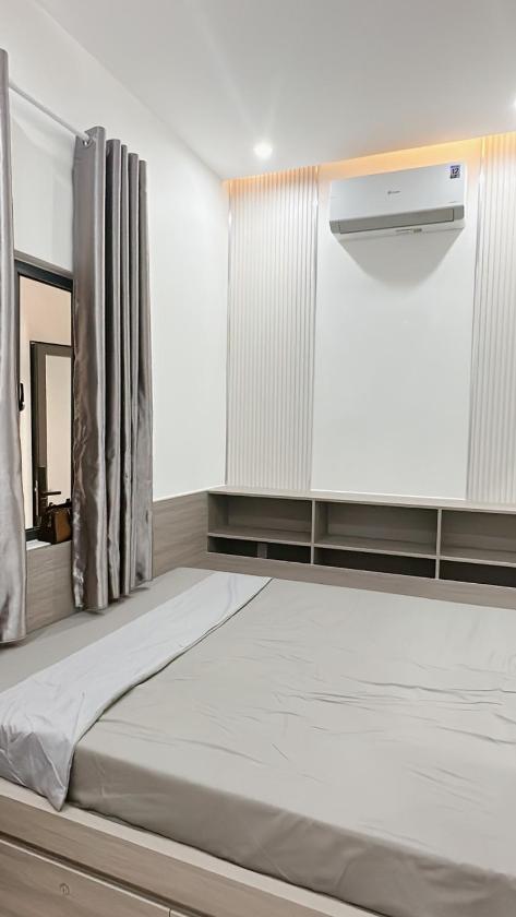 Phòng Giường đôi Deluxe (2 Người lớn + 1 Trẻ em)