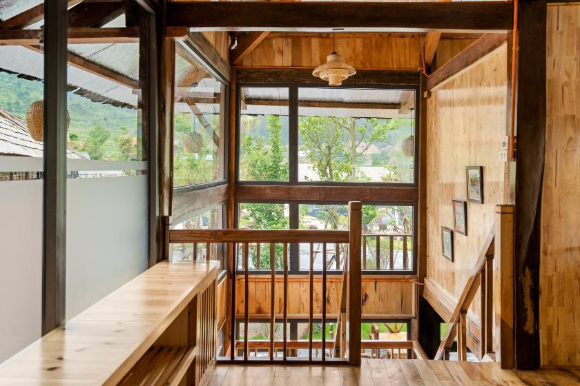 Phòng Ngủ Tập Thể 4 Giường Cho Cả Nam Và Nữ 