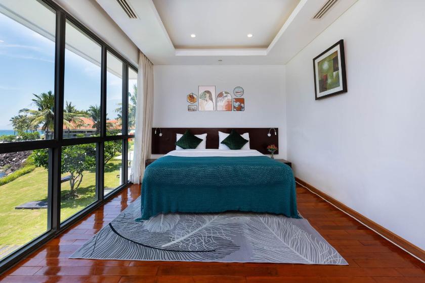 Biệt Thự Nhìn Ra Biển Biệt Thự Nhìn Ra Biển